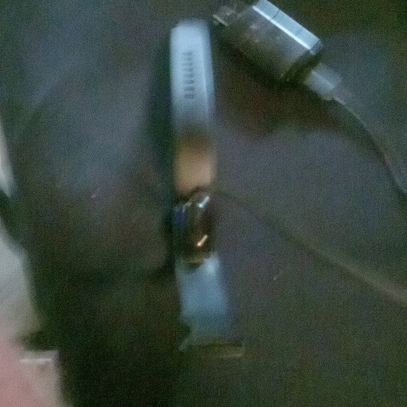 Fitbit charge five - Picture 4 of 4